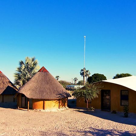 Ongula Village Homestead Lodge Ondangwa Buitenkant foto